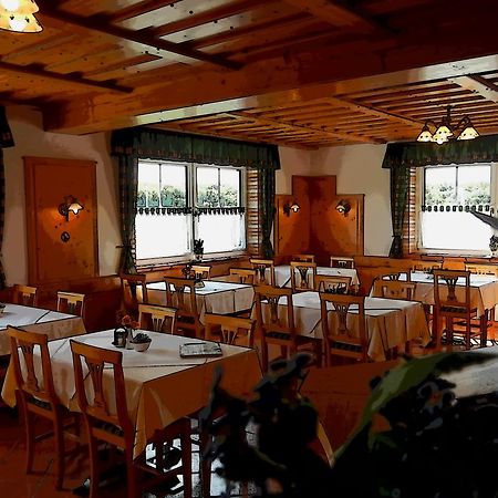 Pension Rudi - Weingut Kellner Hotel Pulkau Luaran gambar
