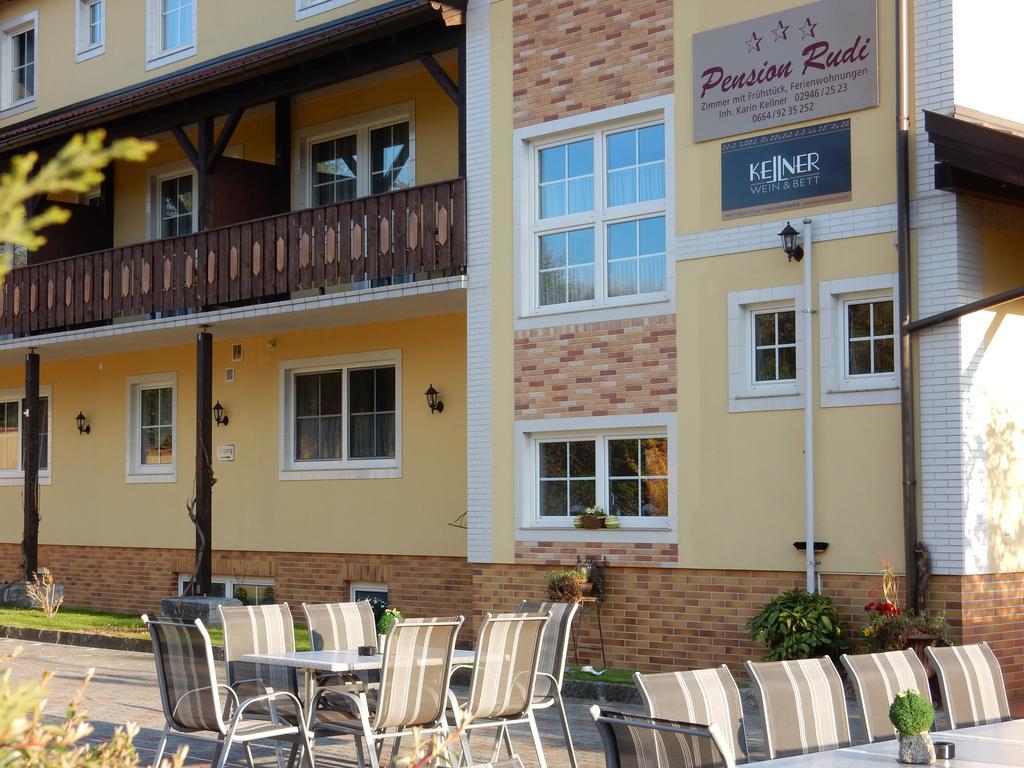 Pension Rudi - Weingut Kellner Hotel Pulkau Luaran gambar